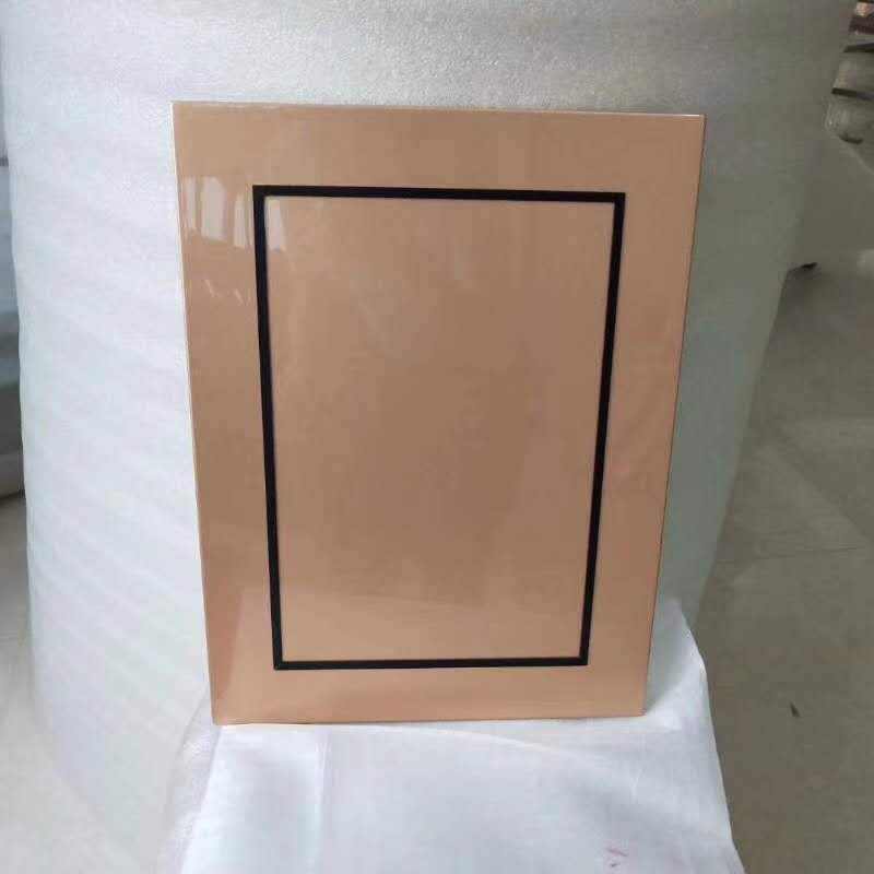 钢琴烤漆不锈钢门